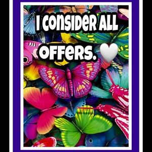 🦋SEND ME AN OFFER🦋